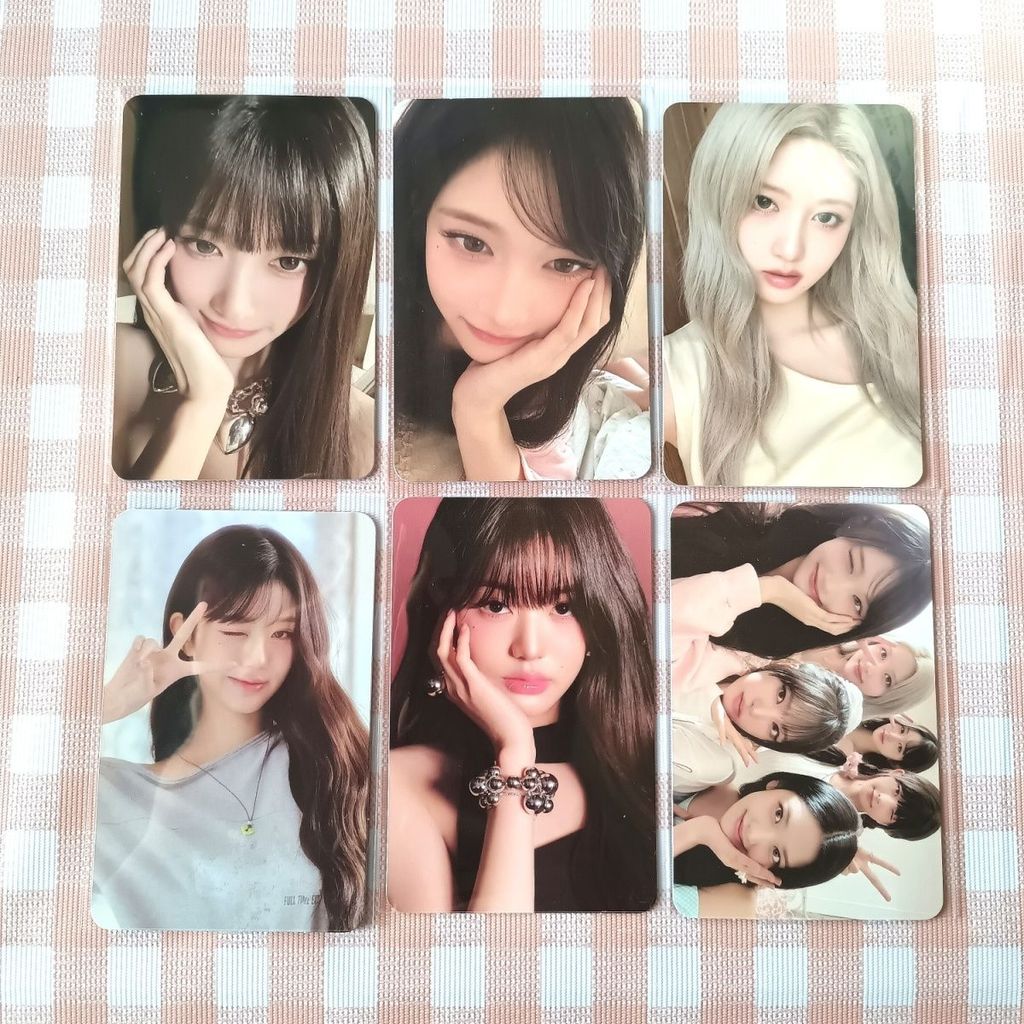 Genuine ive Fu, two tour week random card ive member card