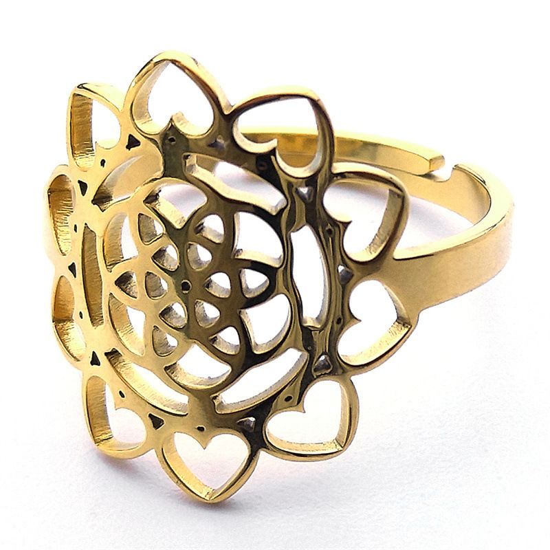 Luxury titanium jewelry, hot-selling stainless steel accessories, geometric rings, new floral design