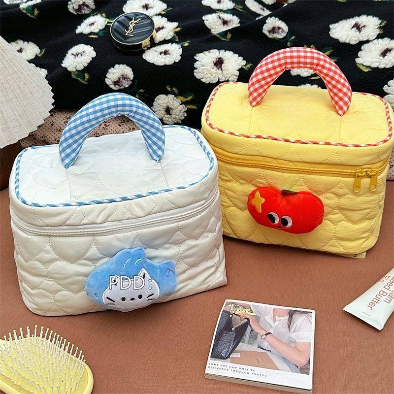 Cute Plaid Cosmetic Bag Portable Travel Handbag Skin Care Products Buggy Bag o9iD