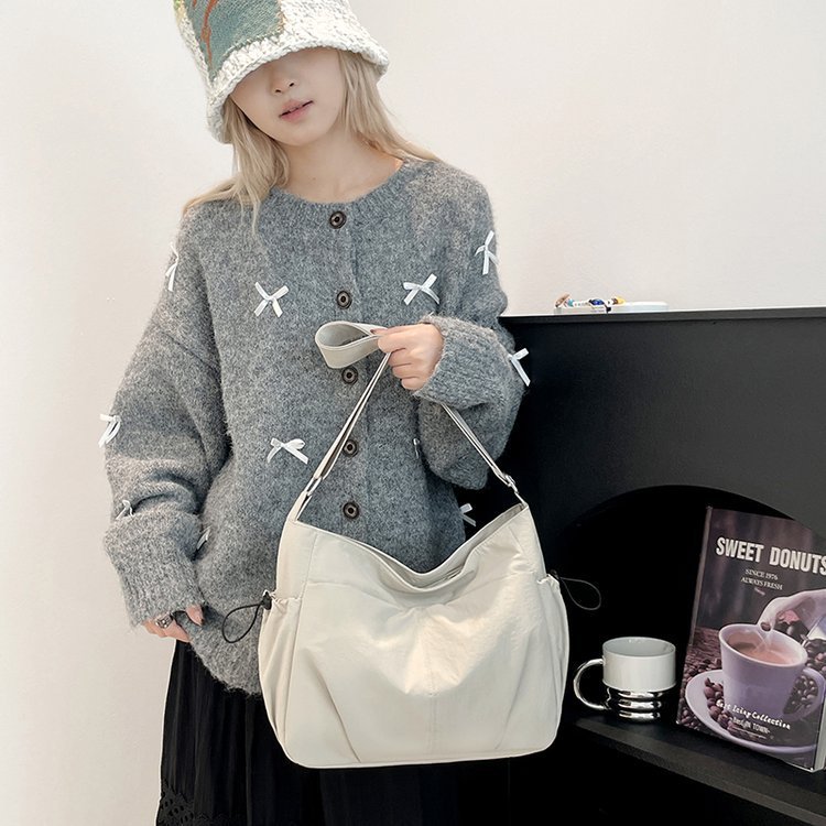 [Dung tích lớn chất lượng cao] Túi bánh bao Nhật Bản Túi đeo chéo Túi đeo chéo Ba lô bên Túi nylon T