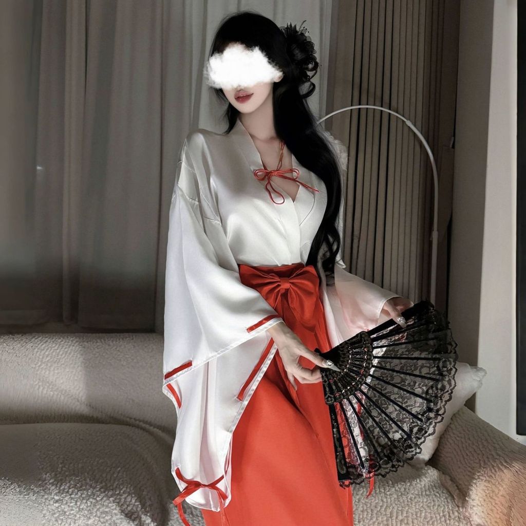 Trang phục cosplay anime Nhật cho nhân vật Yuehua, Kikyo, Miko và One Piece