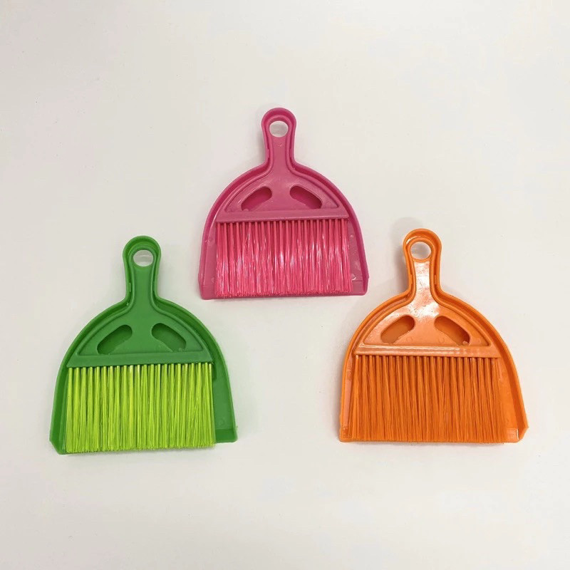 Bộ Chổi Quét Bàn Thờ Mini Vệ Sinh Bàn Phím Nhựa Nhỏ Gọn Tiết Kiệm Thời Gian Nhiều Màu