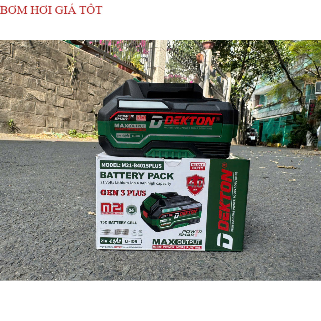 Pin Dekton /  Dung Lượng 4aH / M21-B4015PLUS  / Có Giới Hạn / Hệ M21 Chân Pin Phổ Thông Makita . Bơm