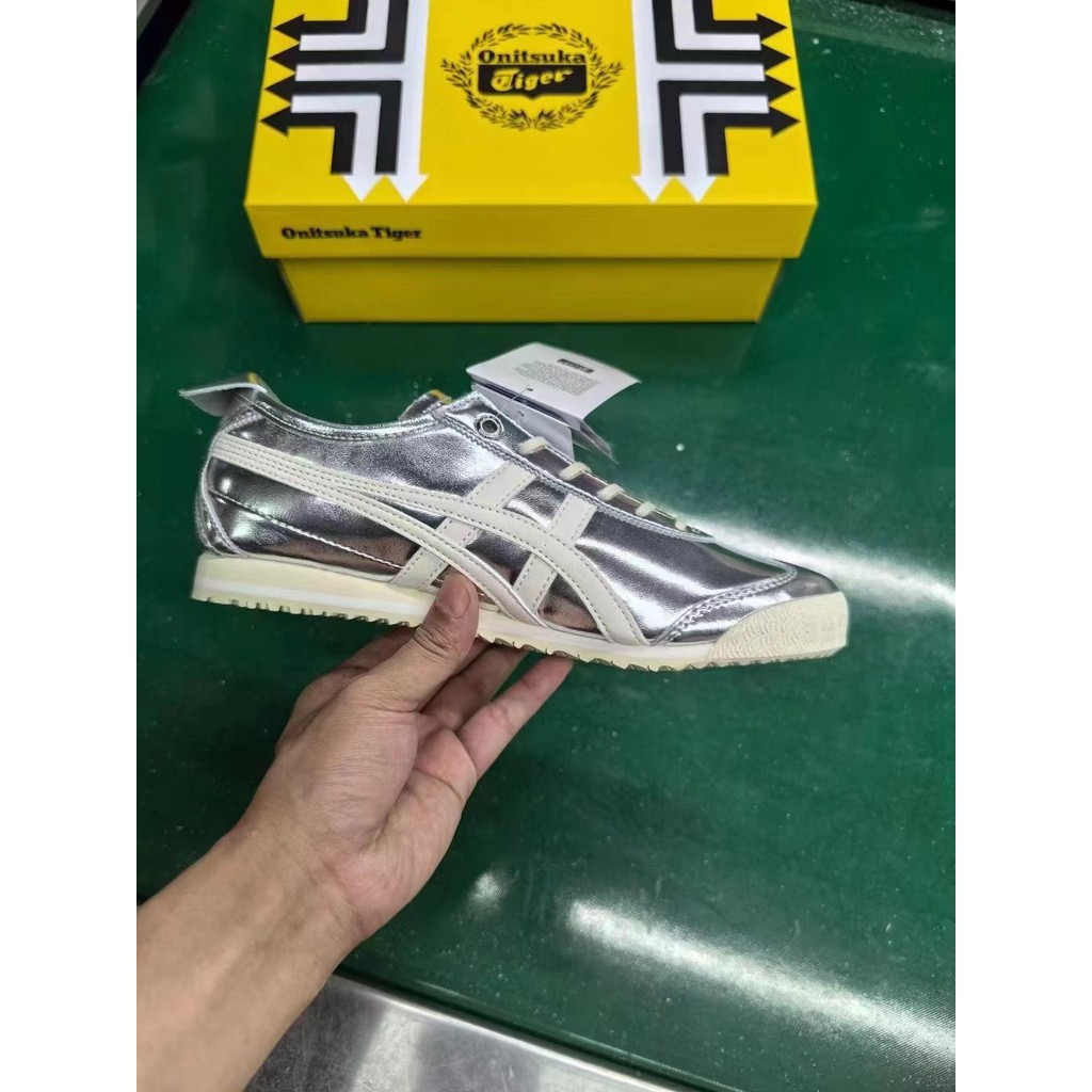 Giày chạy bộ Tiger Mexico 66 Slip-On màu xám bạc