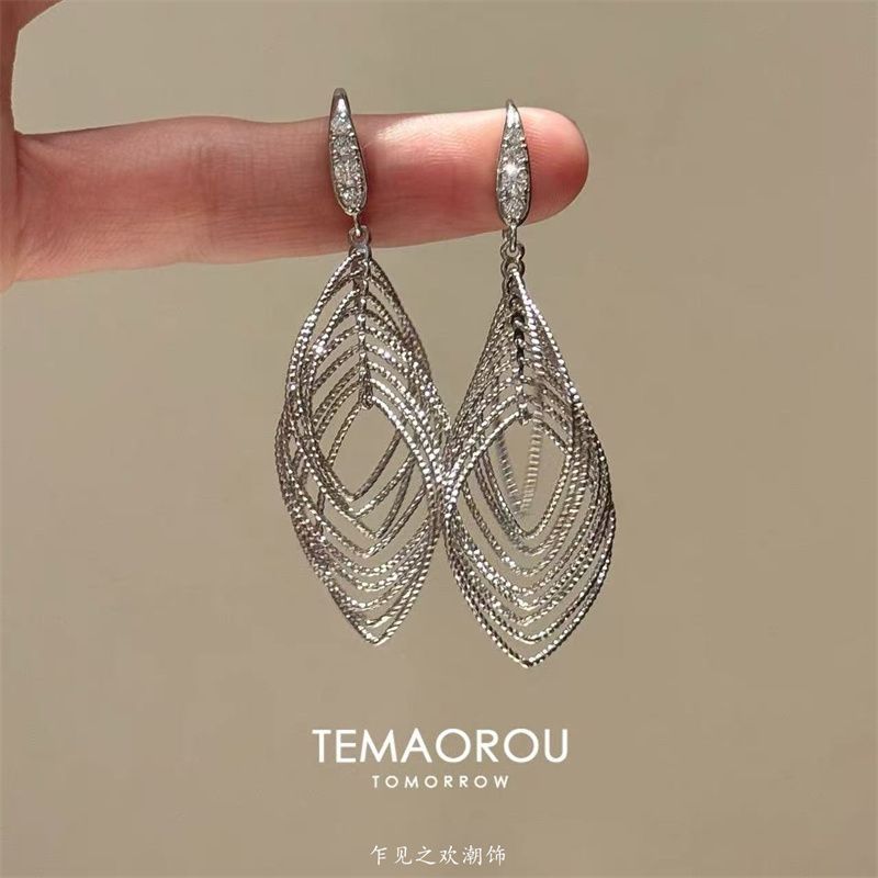 Móc Tai Lúa Mì Bạc Cao Cấp - Perfect Choice for Evening Events