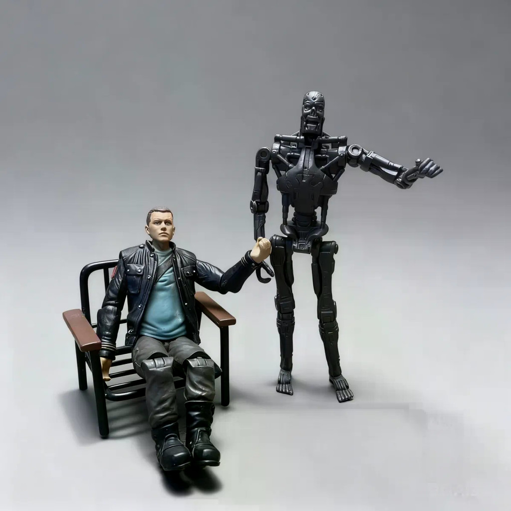 Chính Hãng Terminator 2 Model 5 Hình T800 Bộ Xương Robot Di Chuyển Được Búp Bê T600 Đồ Chơi TX Búp B