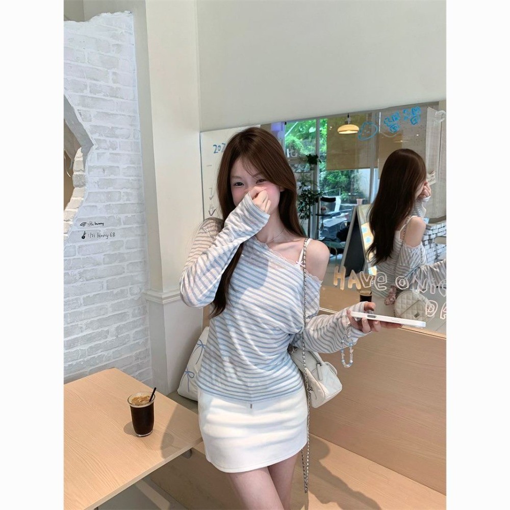 Áo Thun Nữ Sọc Dài Tay Mới Lệch Vai Ren Thời Trang Mới | BigBuy360 - bigbuy360.vn