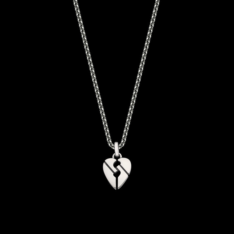 G Crossed Letters Heart Necklace Gold-plated couple's heart-shaped necklace