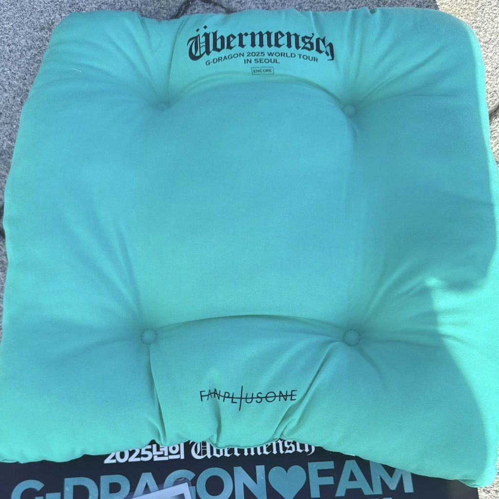 GD GD GD Dragon World Tour Encore Đệm lưu niệm VIP