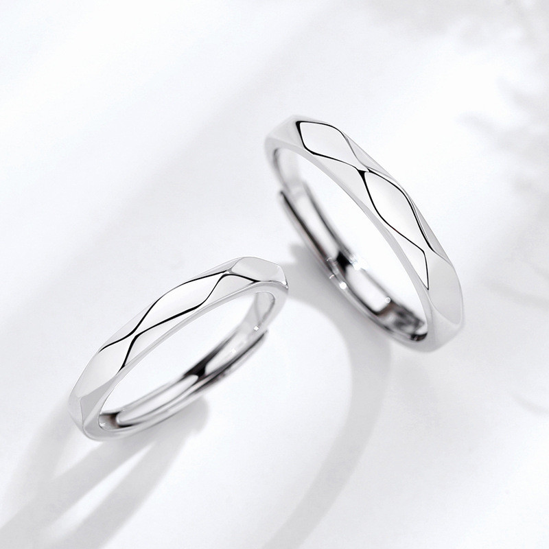 Premium In-Stock#Black and White Diamond-Shaped Couple Rings Simple Silver Pair Long-Distance Relati