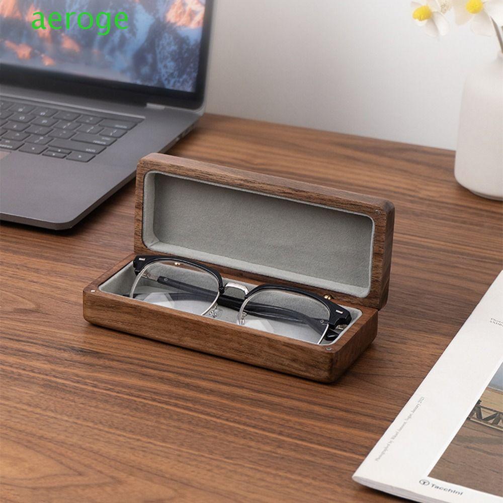 Hộp chứa kính Aerogem made from walnut wood, thời trang và bền bỉ với khóa chắc chắn cho khả năng lư