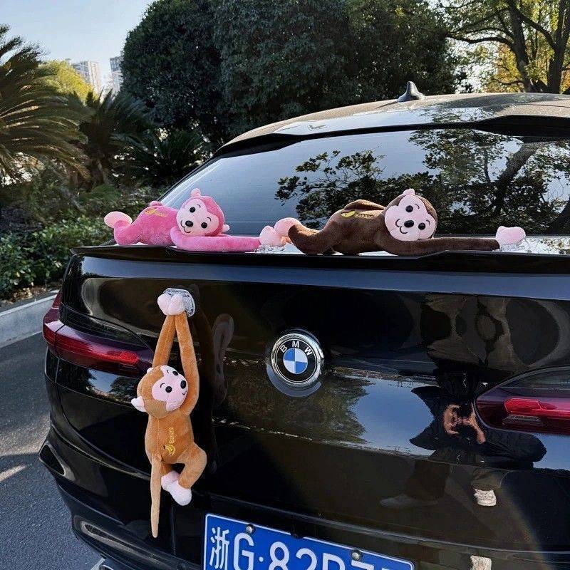 Creative Hanging Monkey Gibbon Car Exterior Decoration Doll Pendant Roof Tail Doll xweO