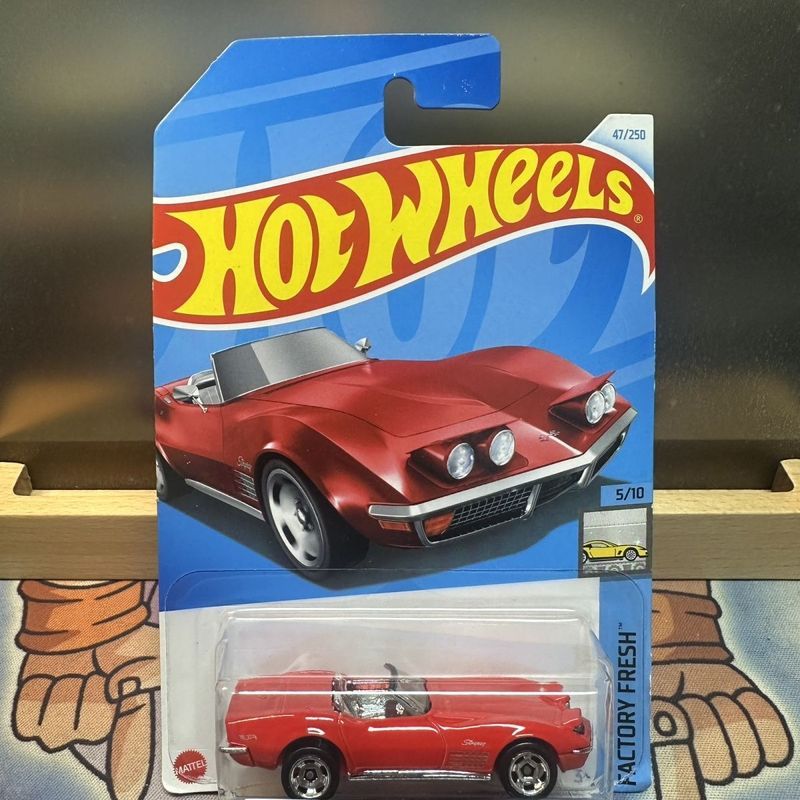 Hot Wheels Corvette Sable Xe thể thao màu đỏ