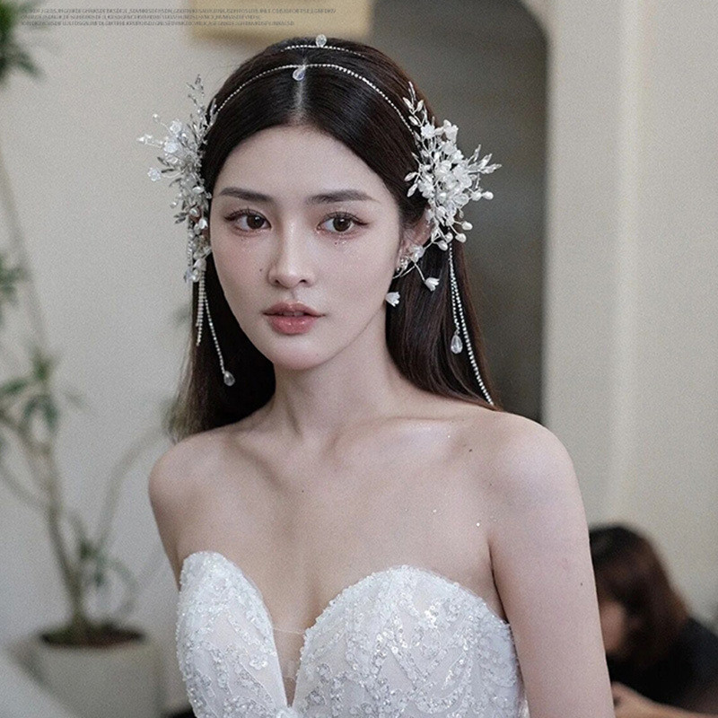Popular~Korean-style bridal headpiece, super fairy-like wedding hair accessory, hairpin and earring 