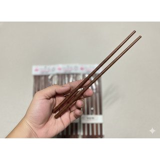 Bịch 10 đôi đũa gỗ LV tiện dụng - Việt (đũa màu sáng) C20