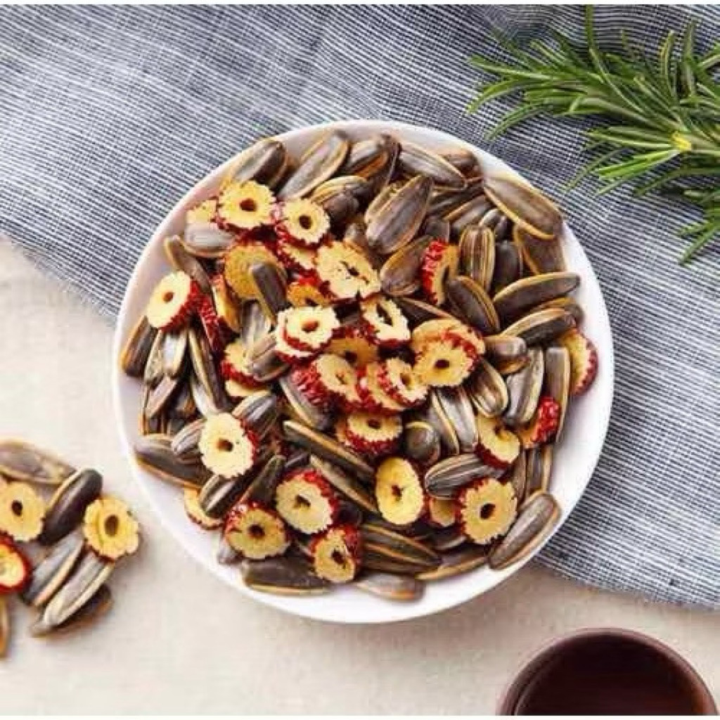 1Kg Hạt Hướng Dương Táo Đỏ Thơm Ngon