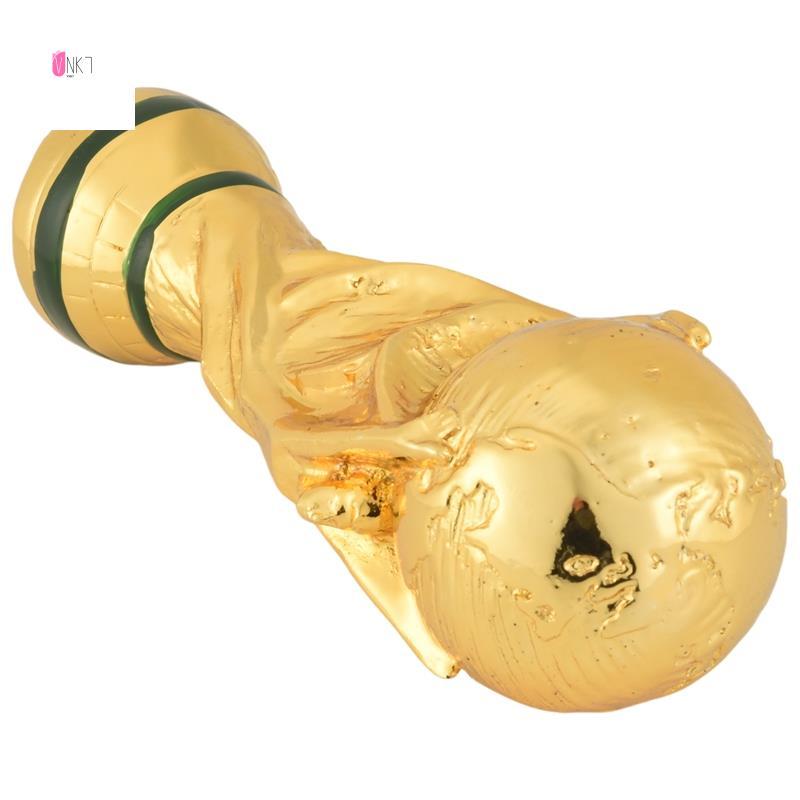 Cúp bóng đá World Cup Qatar 2022 từ nhựa mạ vàng, phù hợp làm quà tặng cho fan