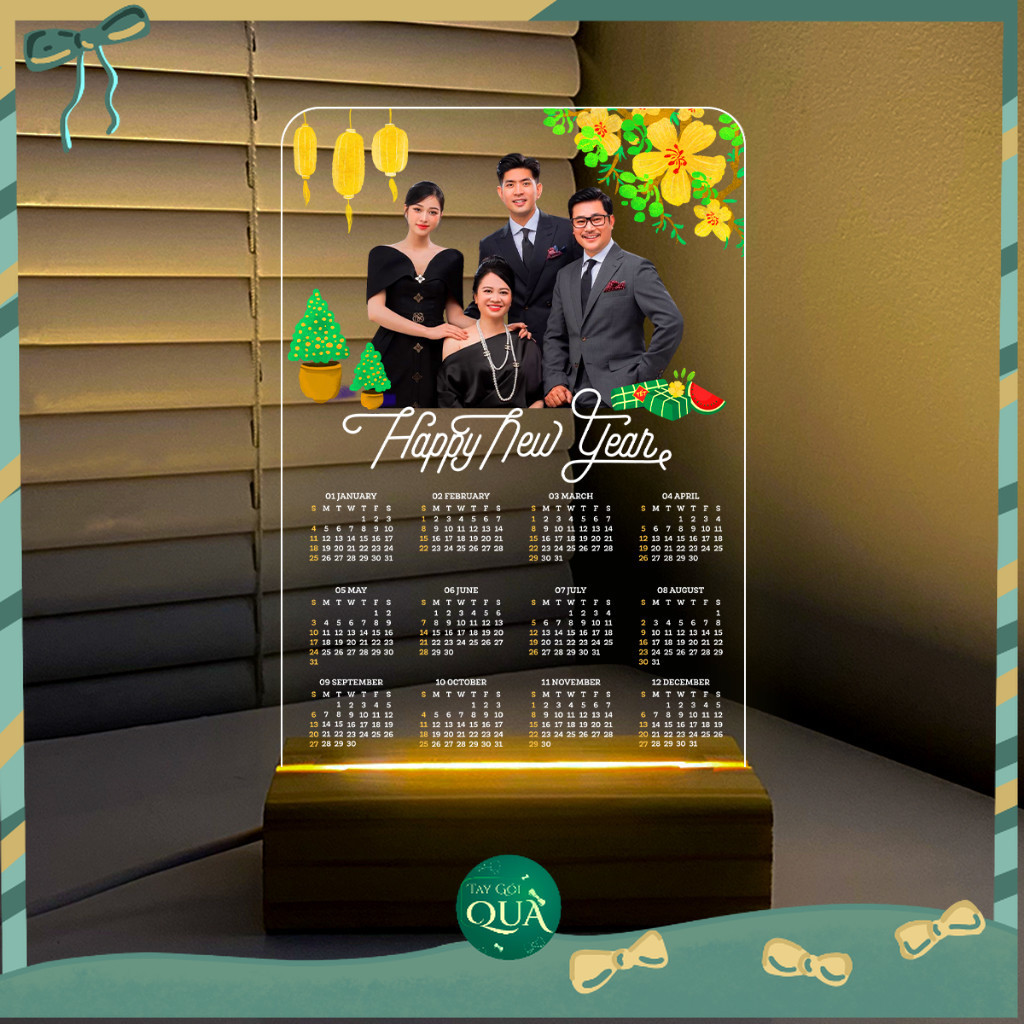 Khung Ảnh Mica Đế Đèn LED In Ảnh Theo Yêu Cầu – Lịch Tết Gia Đình, LED USB, Mica 3mm (Nhận Hỏa Tốc)