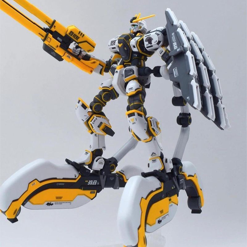 Một thương hiệu Gundam HG 1 / 144 Atlas Thunder Universe RX-78AL Mô hình lắp ráp Atlas260415