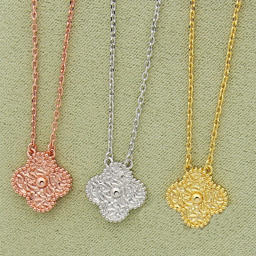 IESK Gold-plated jewelry Floral gold-embossed single flower necklace Women's gold Embossed Flower Ne