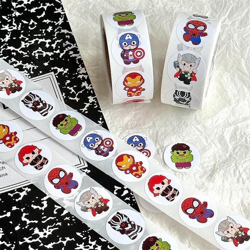 AL 500Pcs/roll Avengers Roll Sticker Movie Decorative Sticker Circular Hulk Steel Iron Man Applique 