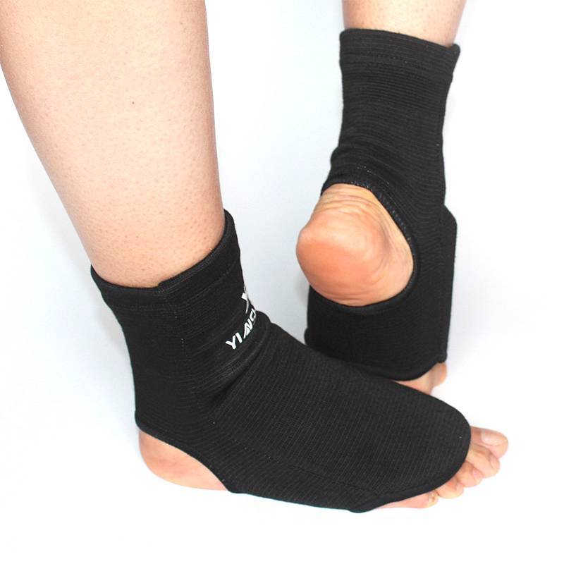 Adult and Children Thickened Sanda Boxing Foot Guard Karate Taekwondo Ankle Brace Foot Protector Fig
