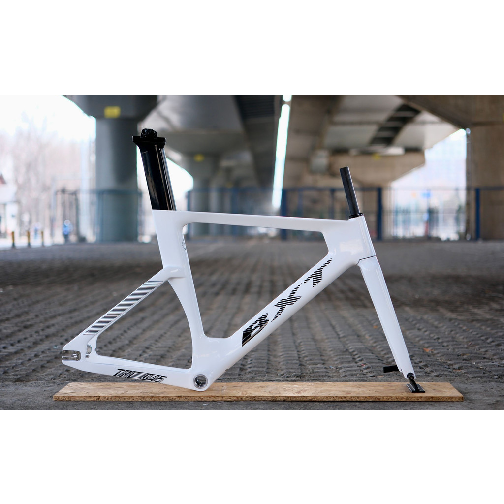 KHUNG FIXED GEAR CARBON AERO BXT TRC045 – FULL CARBON CAO CẤP