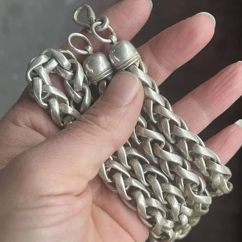 Bộ sưu tập cổ Trang sức bạc cũ Dân gian Người thợ bạc thủ công Hạt giống Vòng cổ bạc Vòng cổ nam Pho