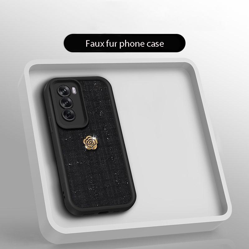 Ốp điện thoại Chanel nhỏ lông giả; vỏ bảo vệ nhãn dán búp bê dễ thương; phiên bản tươi sáng; vỏ mềm 