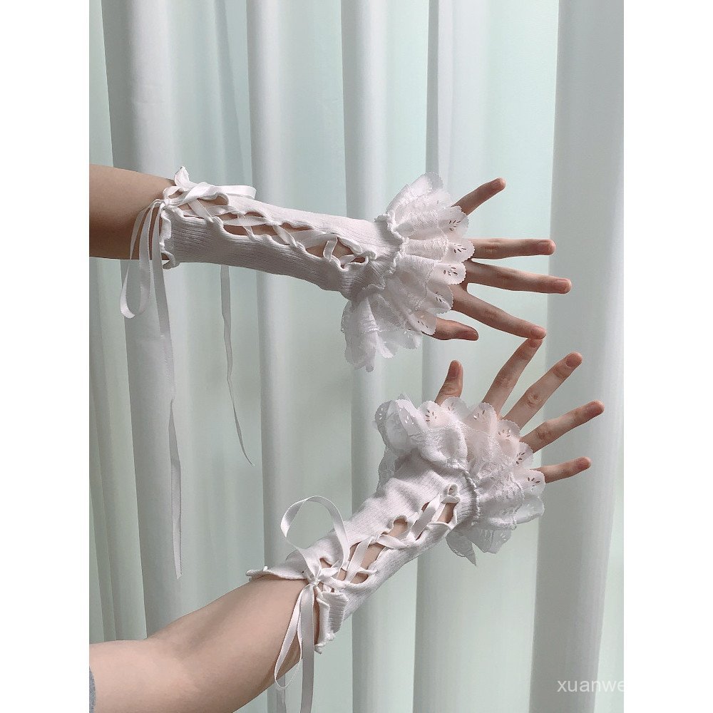 Dream Doll Gothic - Áo ren ngọt ngào và găng tay, style dễ thương cho phong cách Gothic