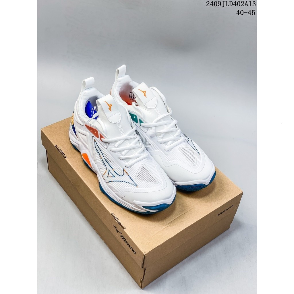 Giày bóng rổ Mizuno Wave Momentum 3 thoải mái lâu trôi