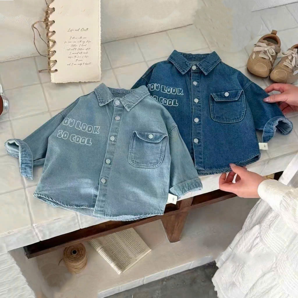 Sơ Mi Denim Bé Trai Chữ So Cool