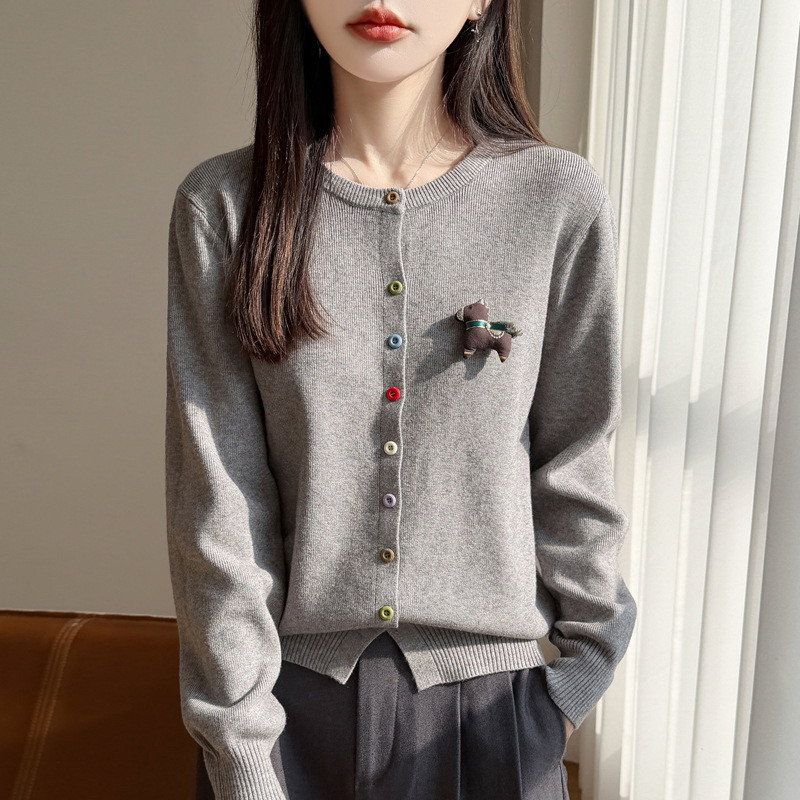 Cardigan len nữ boutique mới, chất liệu Andy nhung nút màu pony, phù hợp mùa xuân