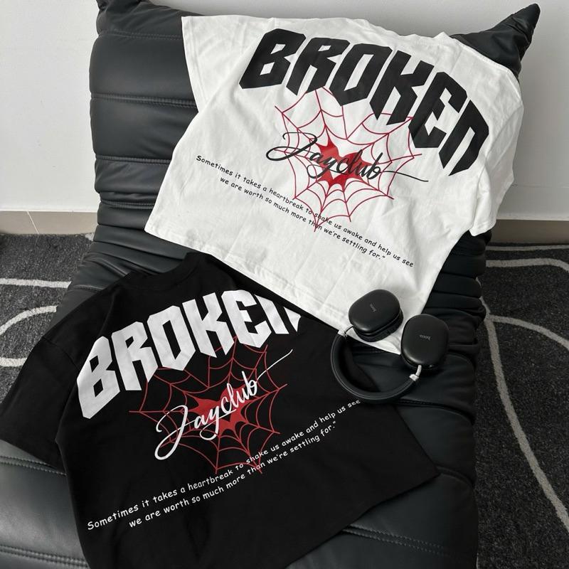 HEART BROKEN TEE BOXY - Unisex men's and women's loose round neck t-shirt in BLACK/WHITE Boxy t-shir