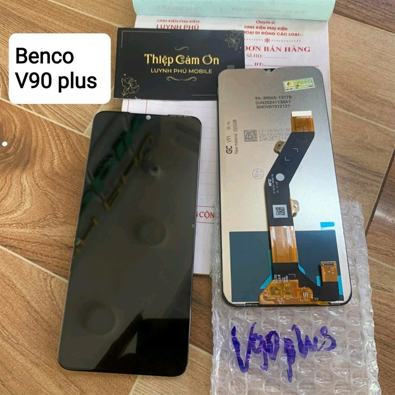 Màn hình benco v90 plus tặng keo dán