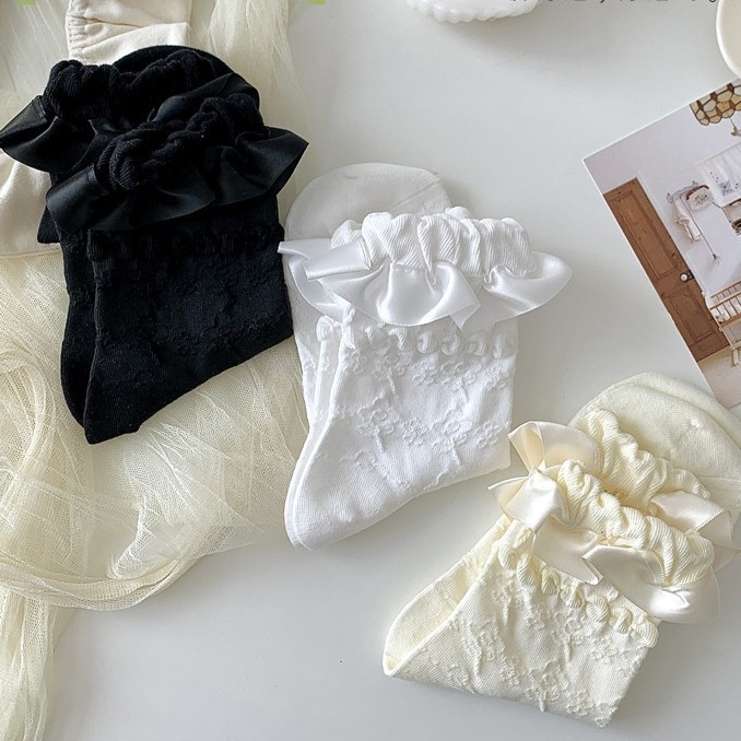 Vớ trắng viền ren dài đến giữa bắp chân, vớ công chúa Lolita Nhật Bản, vớ Lolita cao đến đầu gối