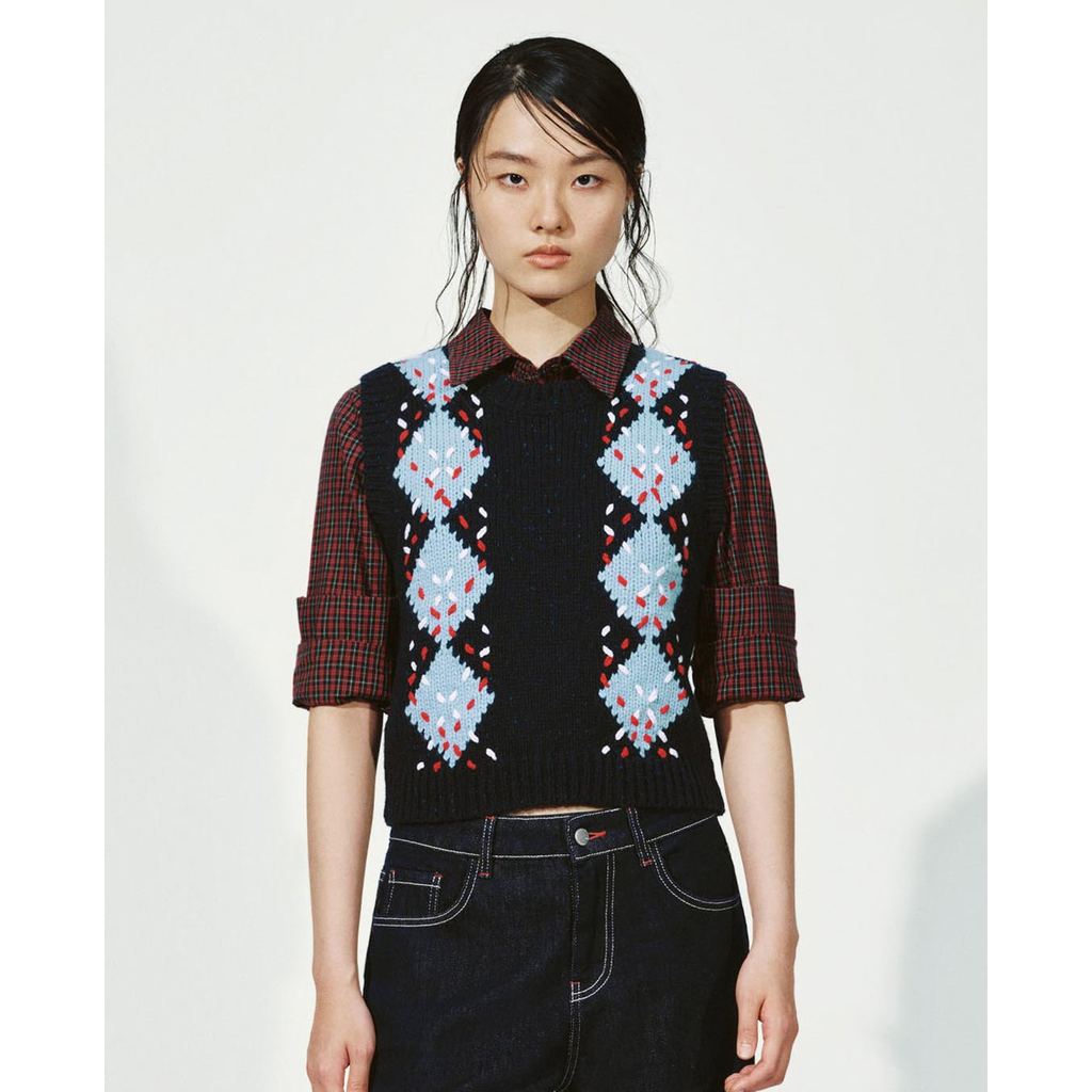 URBAN REVIVO - Áo khoác gilet nữ dệt kim cổ tròn_UYL950268-L8A