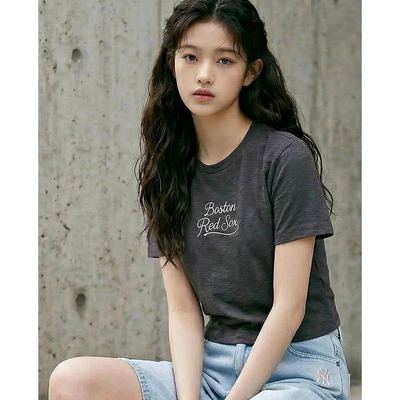 MLB - Áo croptop nữ cổ tròn tay ngắn_3FTSB0763-43CGD