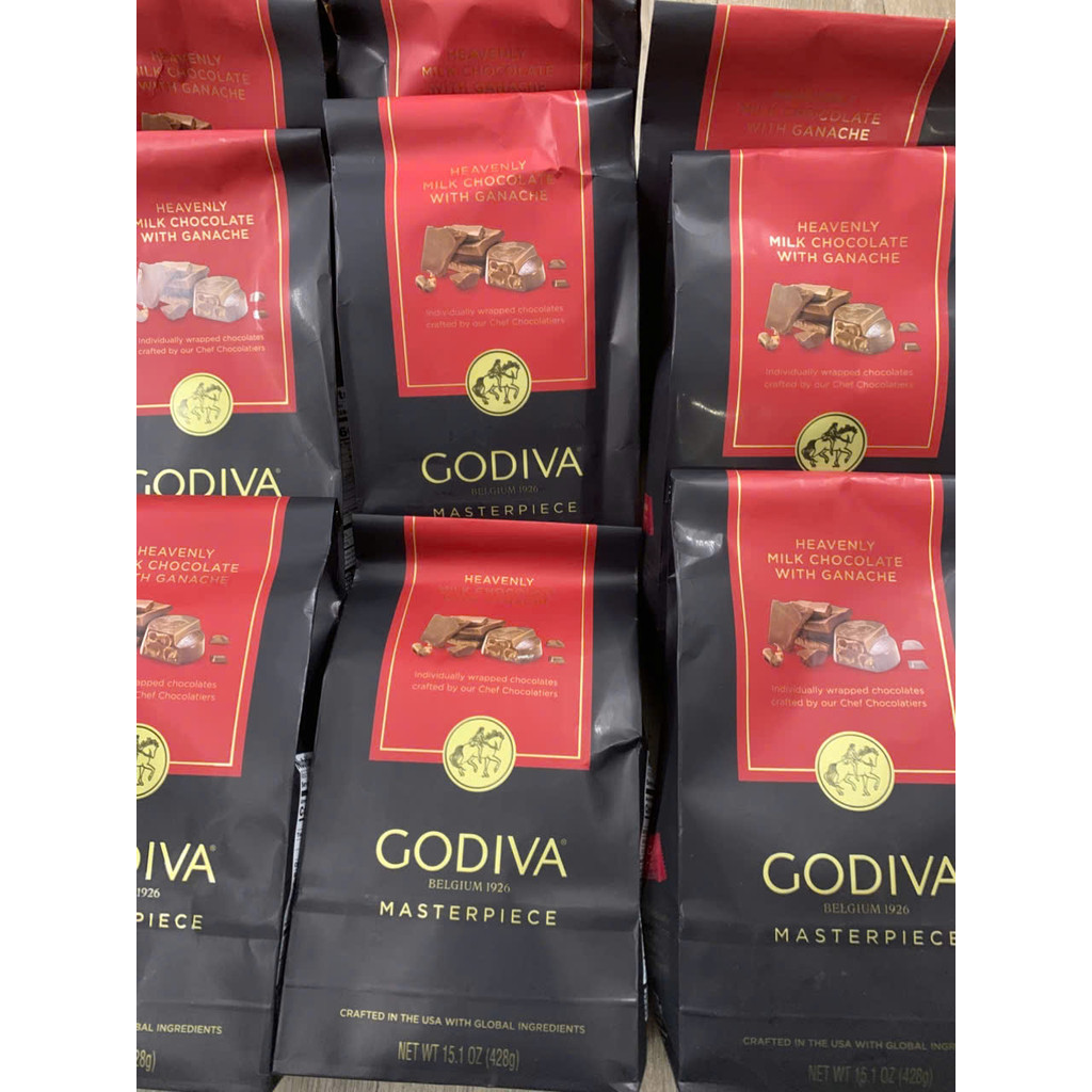 Socola Godiva Masterpiece Heavenly Milk Chocolate with Ganache 428g 🍫 - Date 6/2026