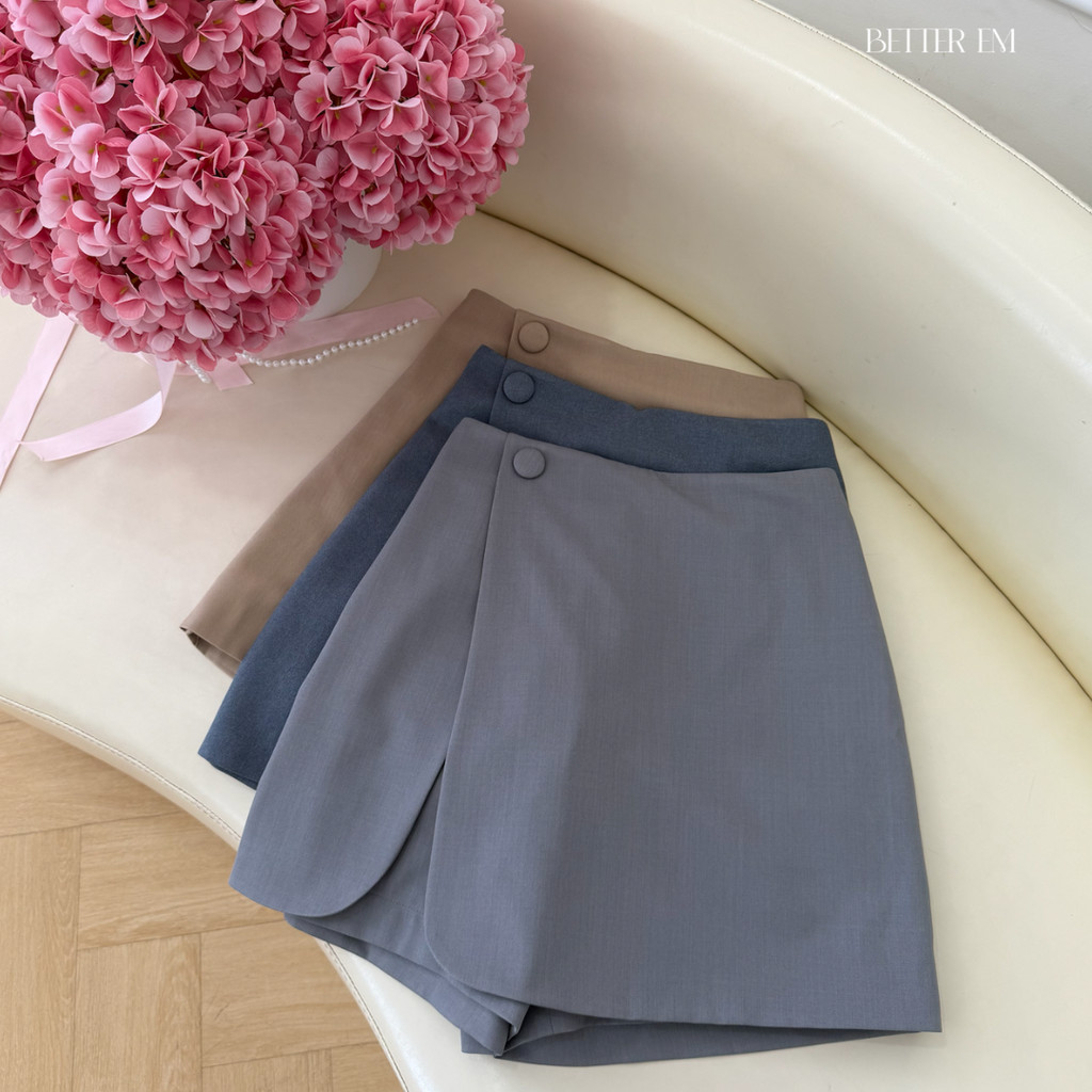 Quần váy Mochi - Better EM - quần váy có hai vạt chéo phía trước - lưng chun phía sau