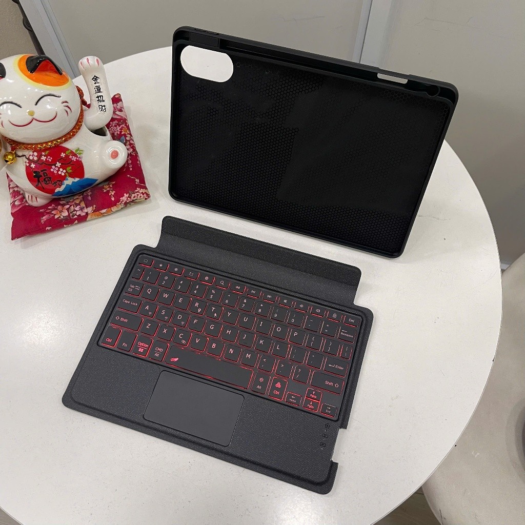 Bao da bàn phím Xiaomi Redmi Pad 2 11″ 2025 có Touchpad, giá đỡ, đèn LED, có thể tháo rời