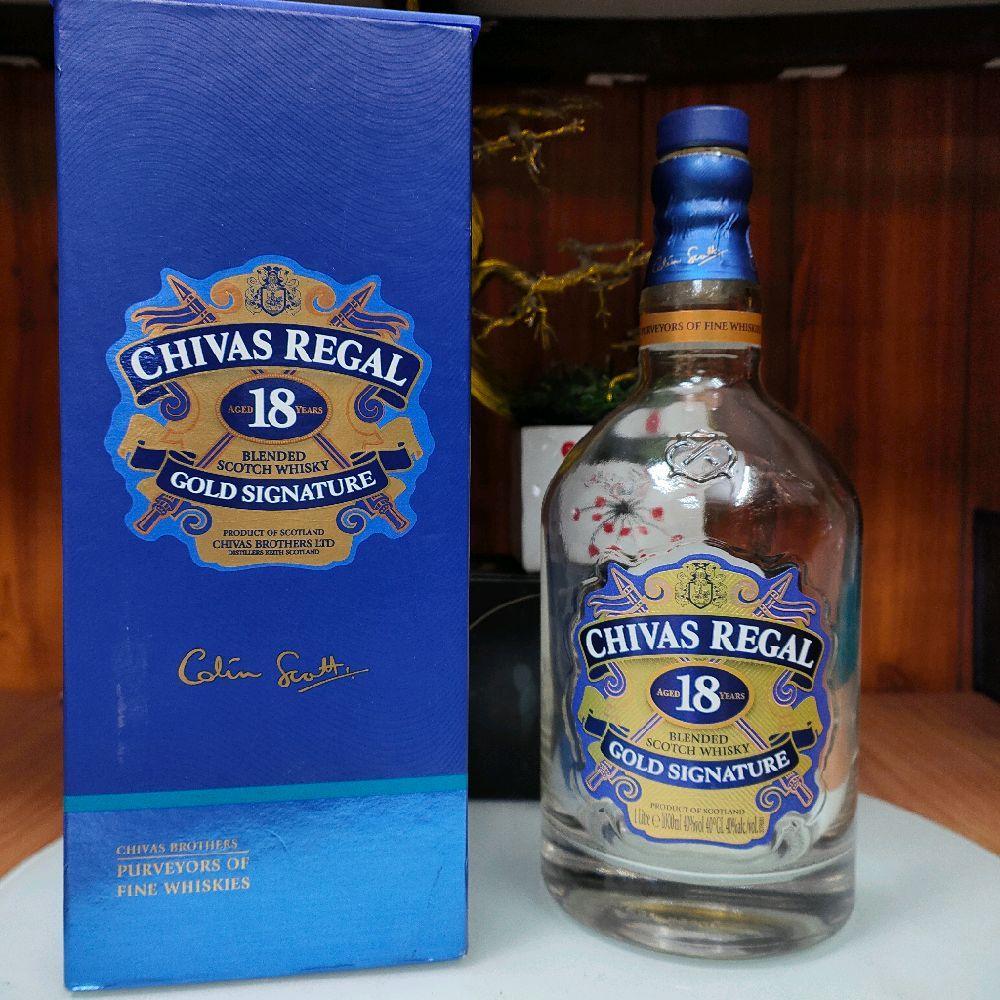 Vỏ chai rượu ngoại Chivas 18 năm 1000mL Full Box xuất xứ Scotland mới đẹp decor (chai rỗng)