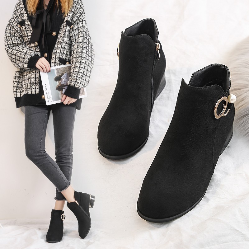 GPT Ready Stock Plus Size Frosted Martin Boots Nữ Mùa Đông Da Thấp Gót Hoang Dã Giày Đơn Plus Nhung 