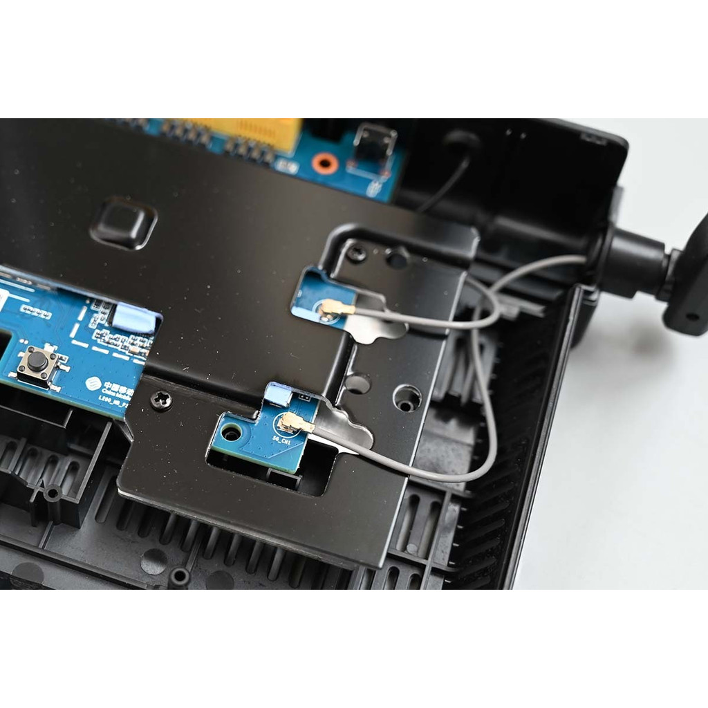 Bộ phát wifi Router wifi RAX3000QY có thêm rom OPENWRT , wifi 6 AX3000, 4 râu , sóng mạnh Hàng cũ | BigBuy360 - bigbuy360.vn