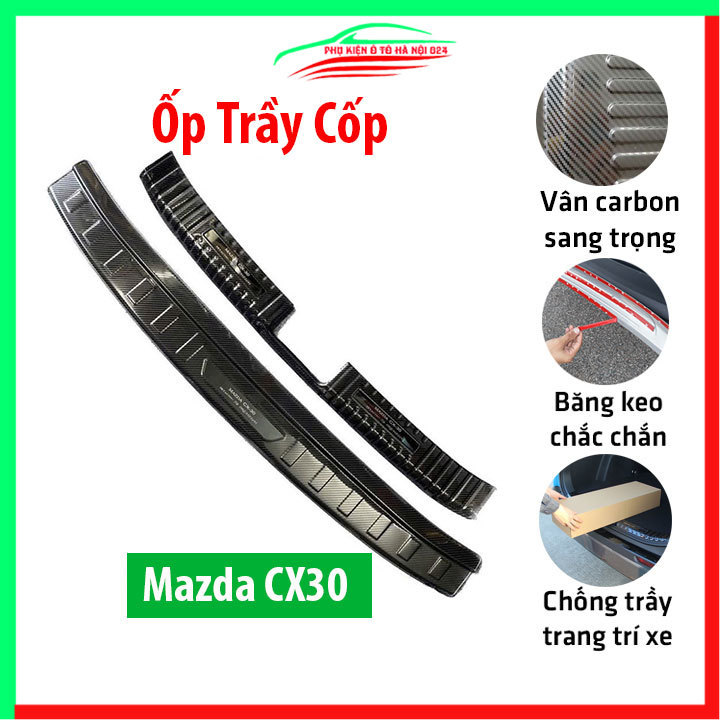 Ốp chống trầy cốp Mazda CX-30, CX30 2021-2025 vân cacbon sáng bóng