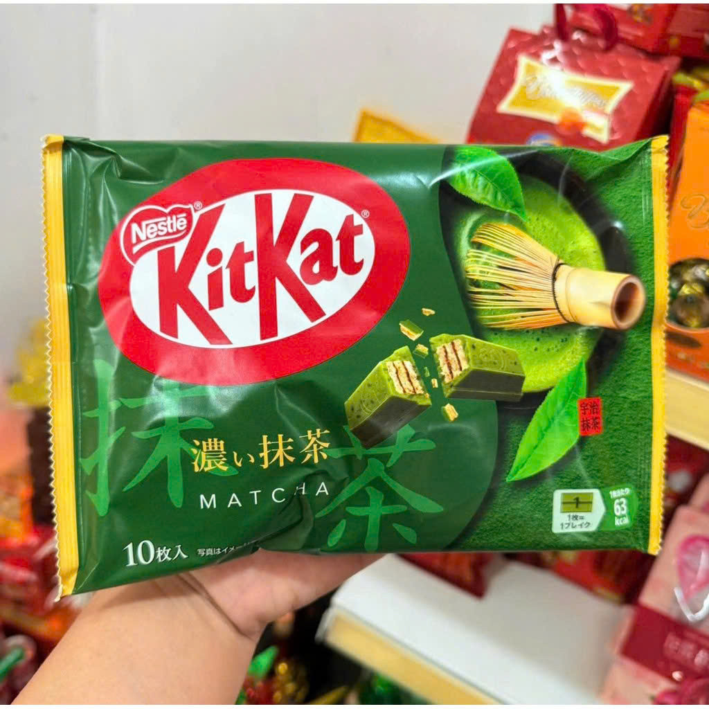 Bánh KitKat Nhật Bản Vị Matcha Trà Xanh Và Socola Matcha 10 Thanh Gói 113G