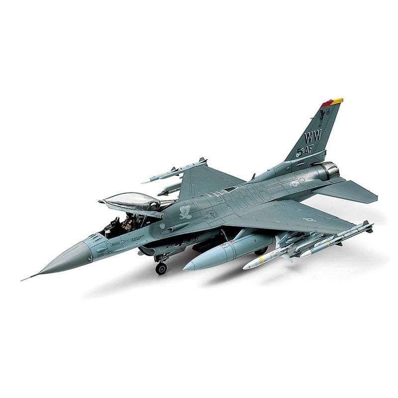 MÔ HÌNH TAMIYA - 1/48 LOCKHEED MARTIN F-16CJ [BLOCK 50] FIGHTING FALCON