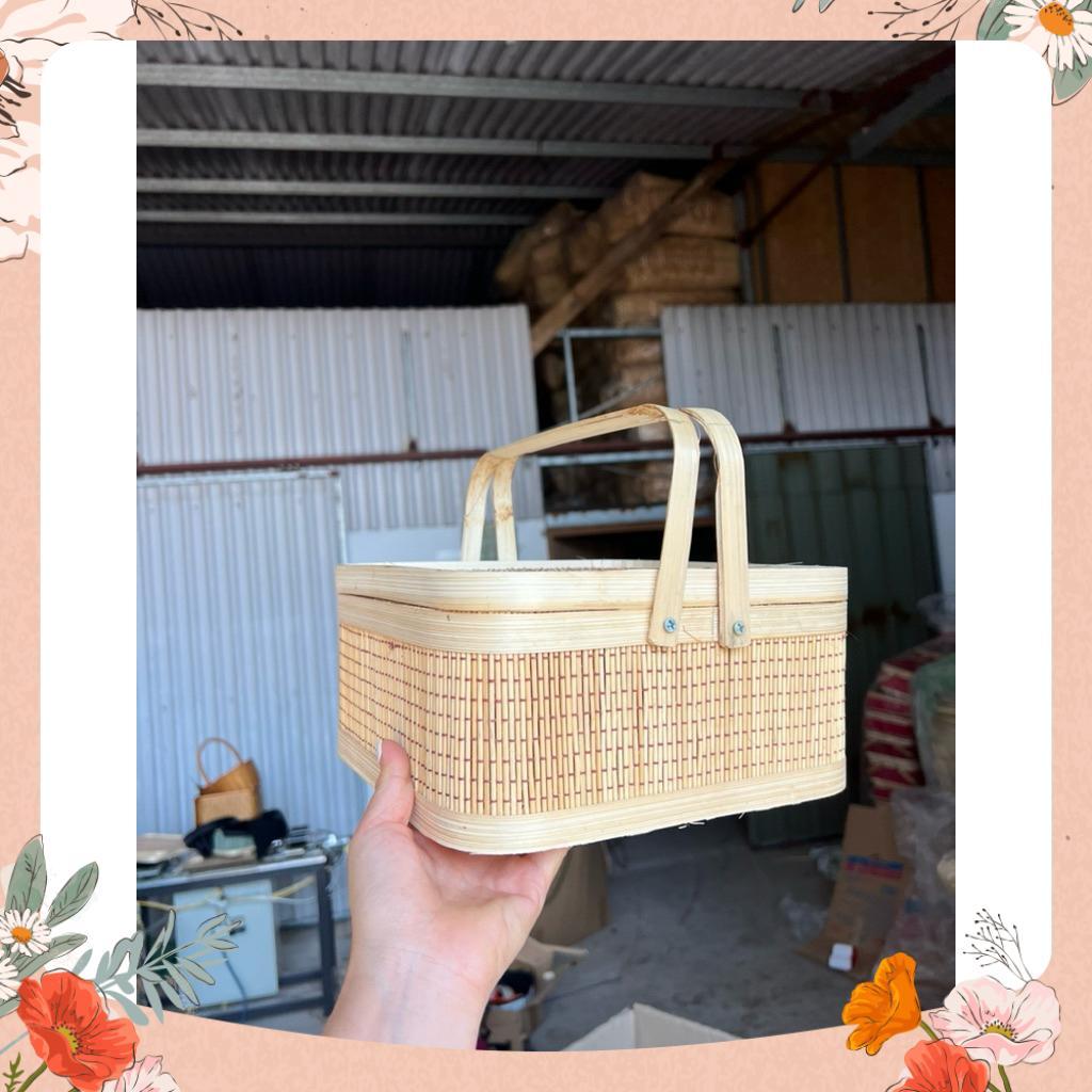 Tân phú HCM giỏ vuông 24x24 chỉ nâu quai xách