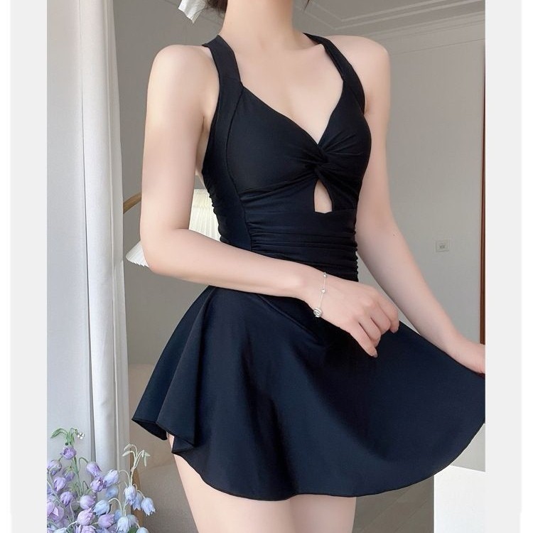 Đồ bơi một mảnh mới cho nữ, chất liệu polyester, thiết kế cut-out xoắn thắt nút, ôm sát cơ thể gợi cảm, phù hợp cho phái đẹp mặc ở bãi biển và hồ bơi. | BigBuy360 - bigbuy360.vn