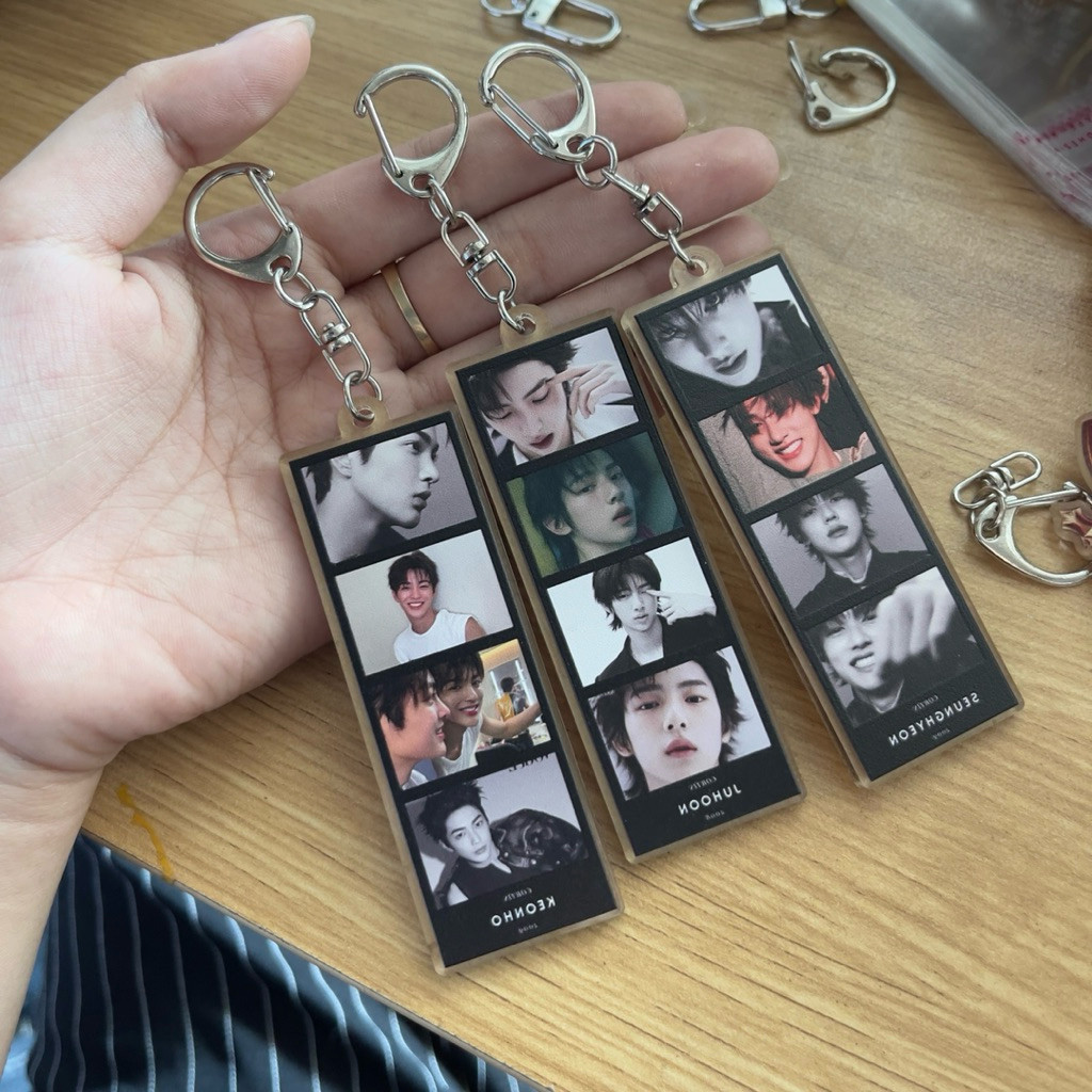 Photo keyring in theo yêu cầu 8cm